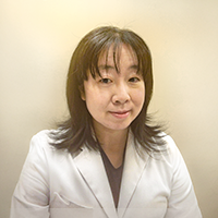 岩佐千尋先生 プロフィール写真